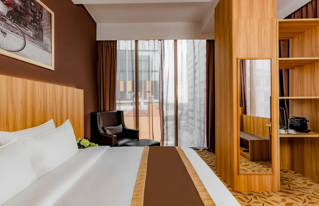 Bay Hotel Ho Chi Minh-1