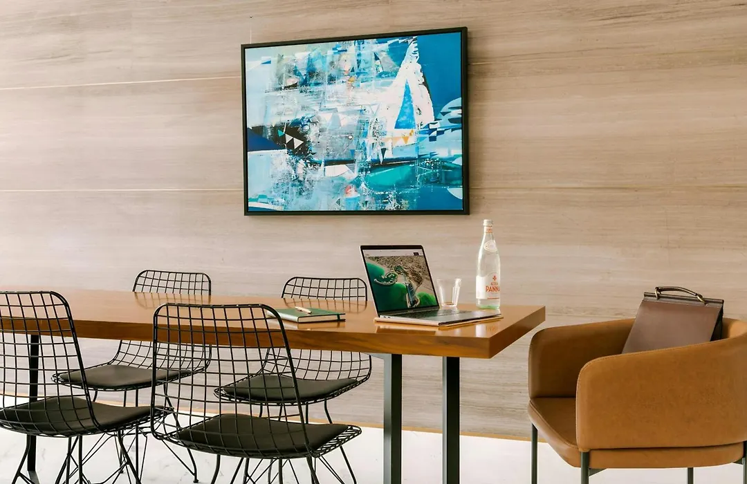 Sonder By Marriott Bonvoy Downtown Towers Apartments-1