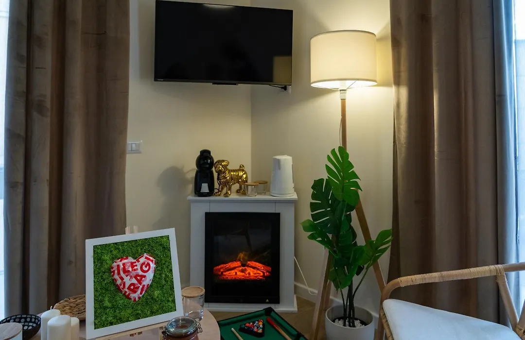 San Carlo Apartments B&B Caserta-1