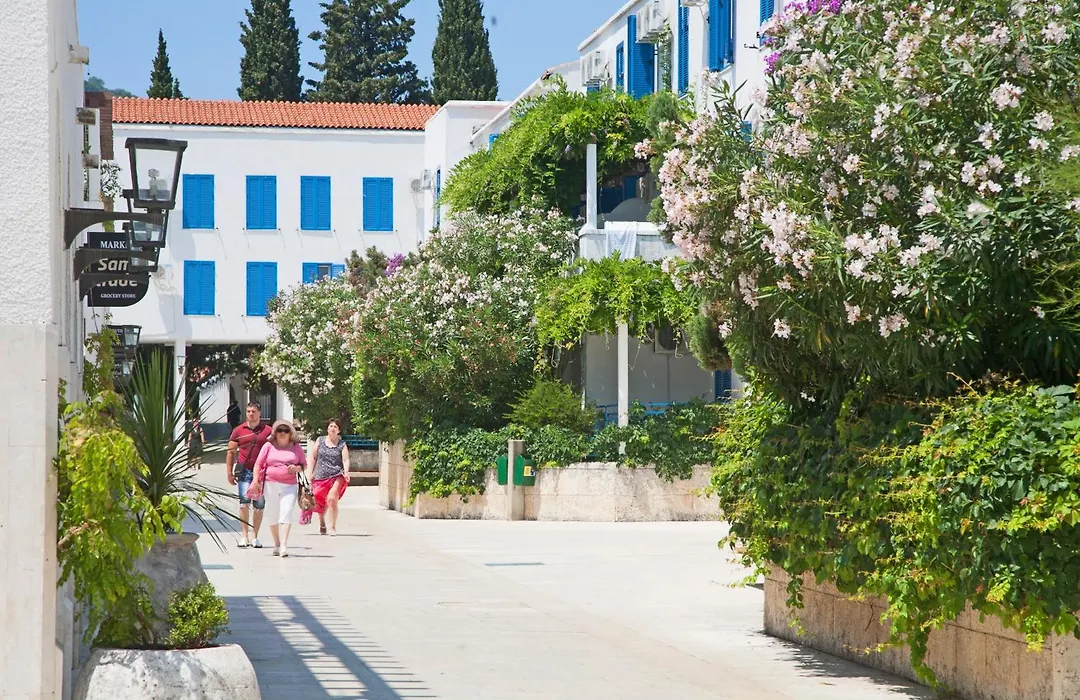 Hotel Slovenska Plaza-1