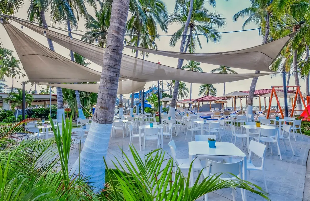 Krystal Ixtapa All Inclusive-1