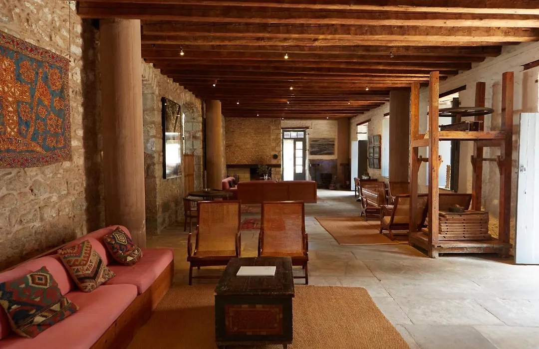 Bratsera Boutique Hotel-1