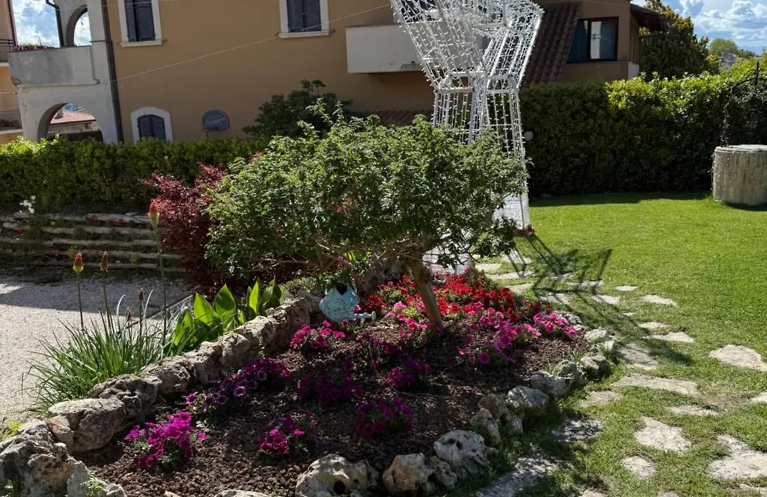 Villa Mascitti B&B-1