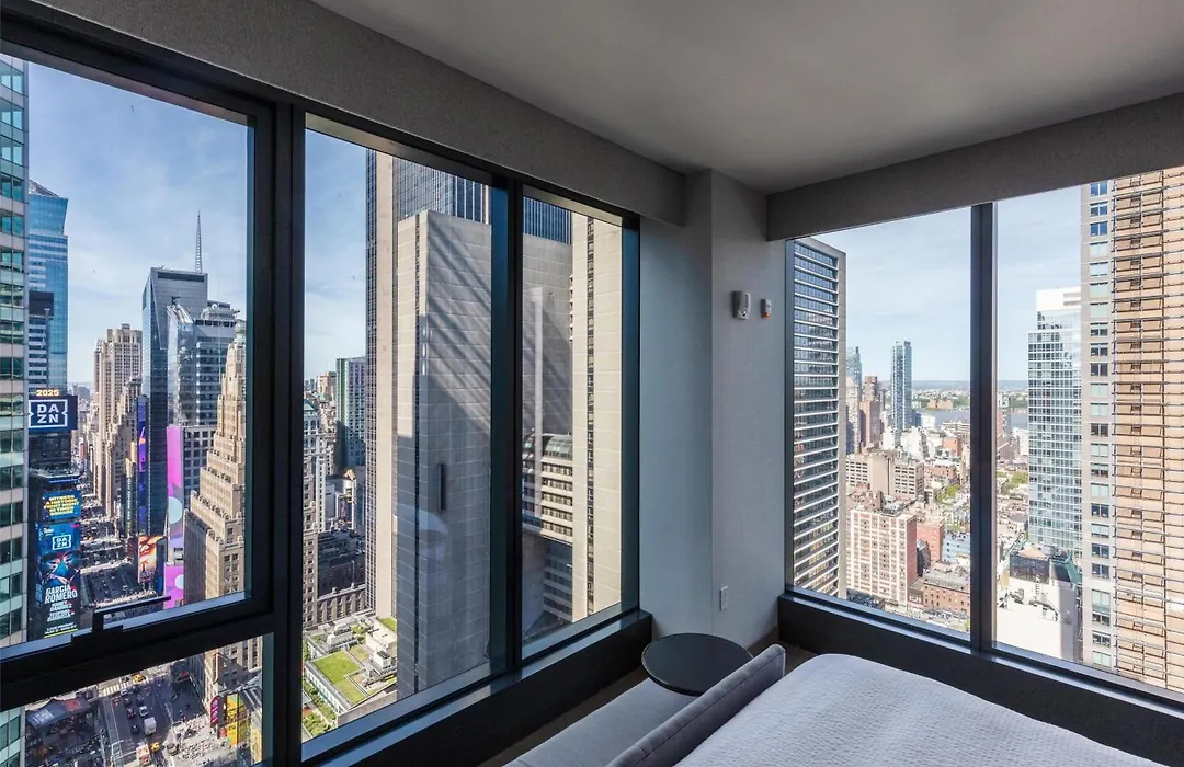 Tempo By Hilton New York Times Square-1