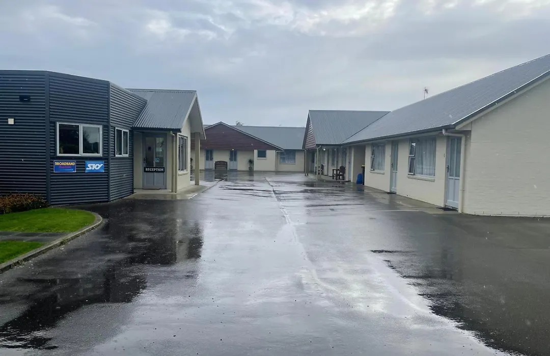 388 Tay Motel-1