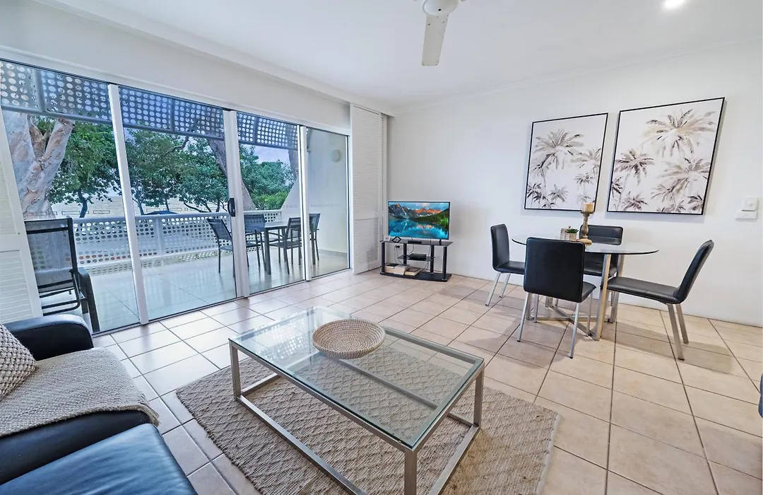 Marlin Waters Beachfront Apartments-1