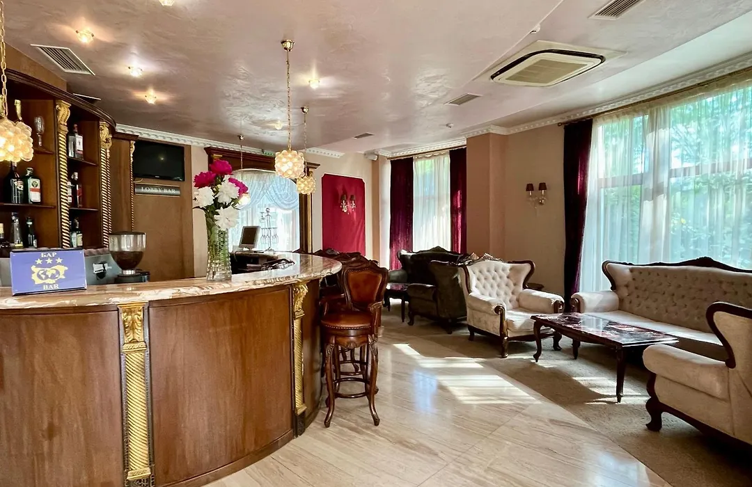 Kristel Hotel-1
