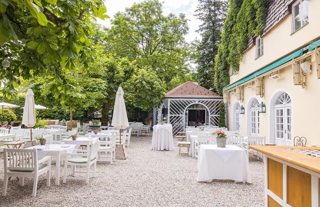 Schlosswirt zu Anif - Hotel und Restaurant-1