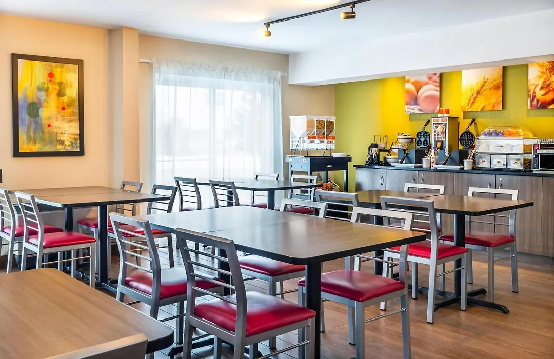Comfort Inn-1