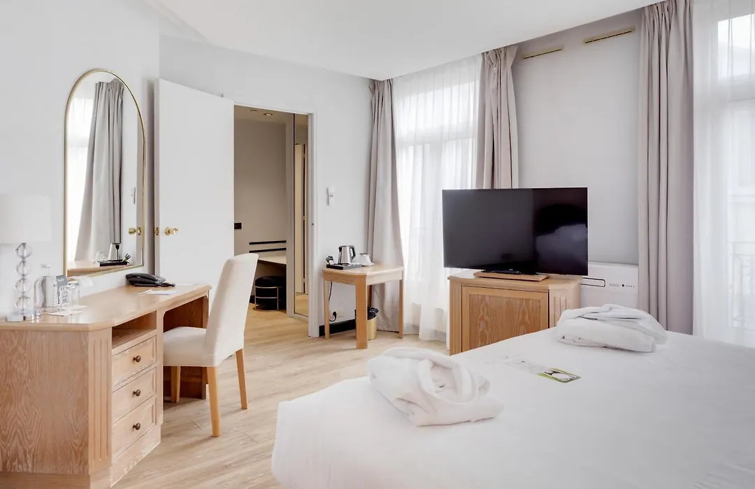 Best Western Plus Le Picardy-1