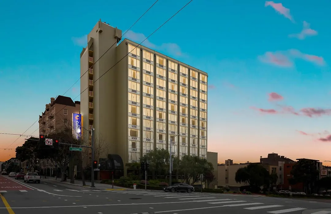 Comfort Inn By The Bay-1