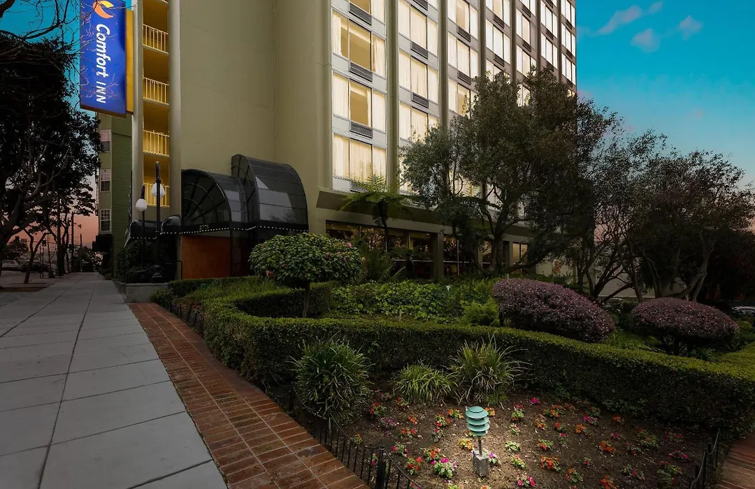 Comfort Inn By The Bay-1