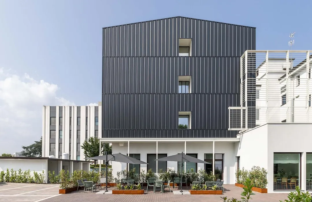 Energy Park Hotel-1