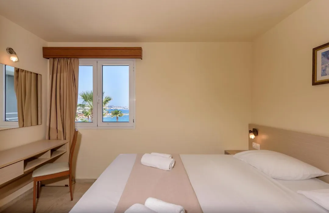 Eri Beach & Village Hotel-1