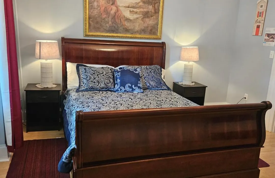 Sunflower Guest Suites-1