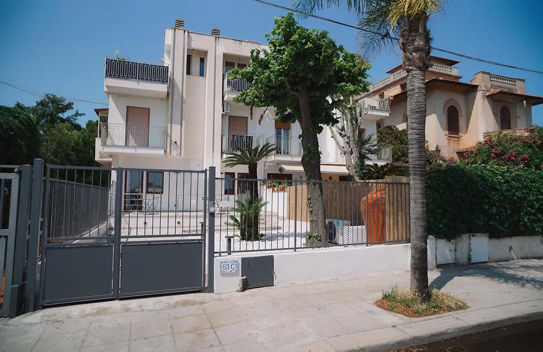 Regina Elena Luxury Apartments-1