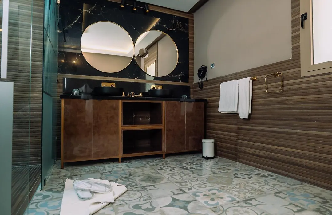 Rs Hotel Karam Palace-1