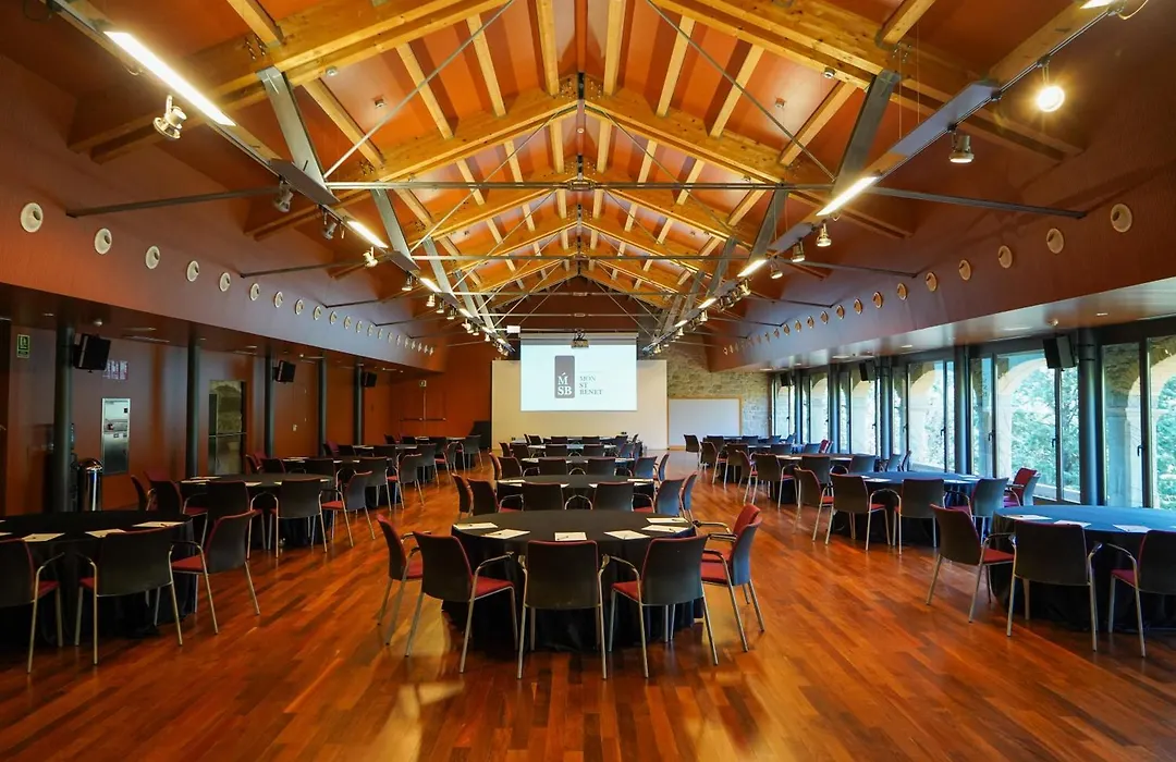 Hotel Món Sant Benet-1