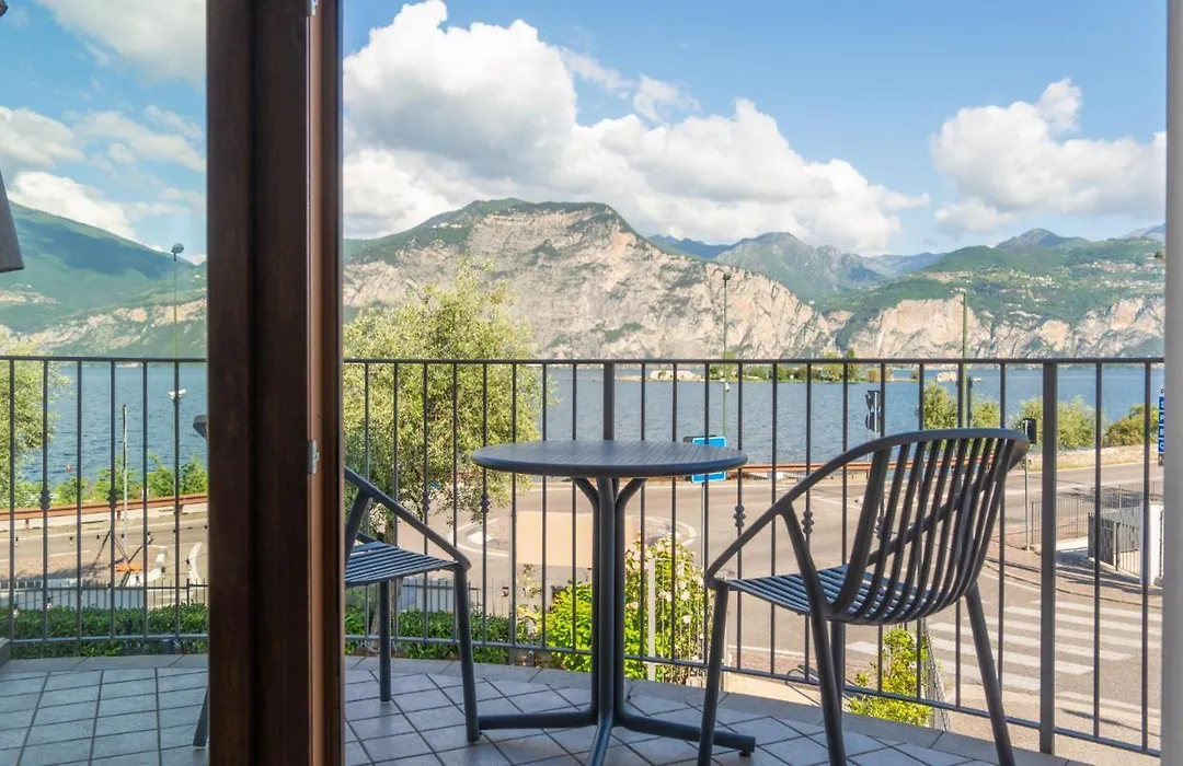 June Stay Lake Garda-1