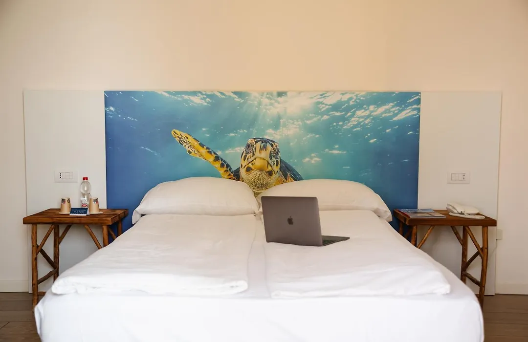 Hotel Mediterraneo-1