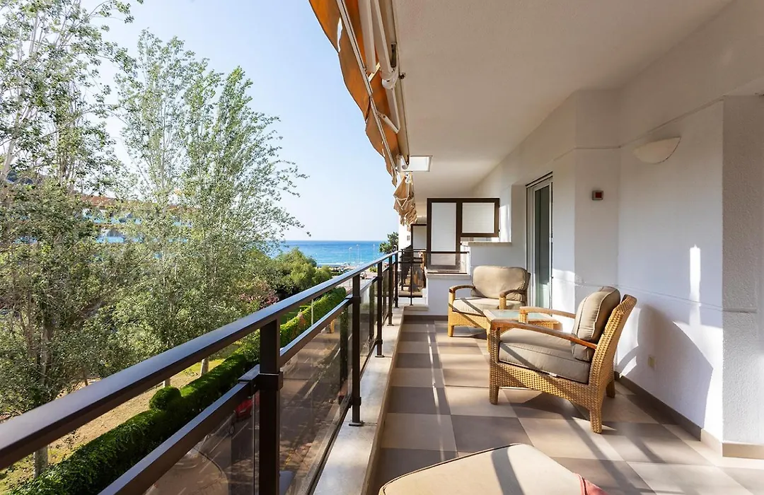 Suites Del Mar Fenals-1