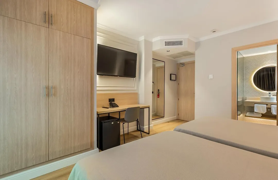 Hotel Miramar-1