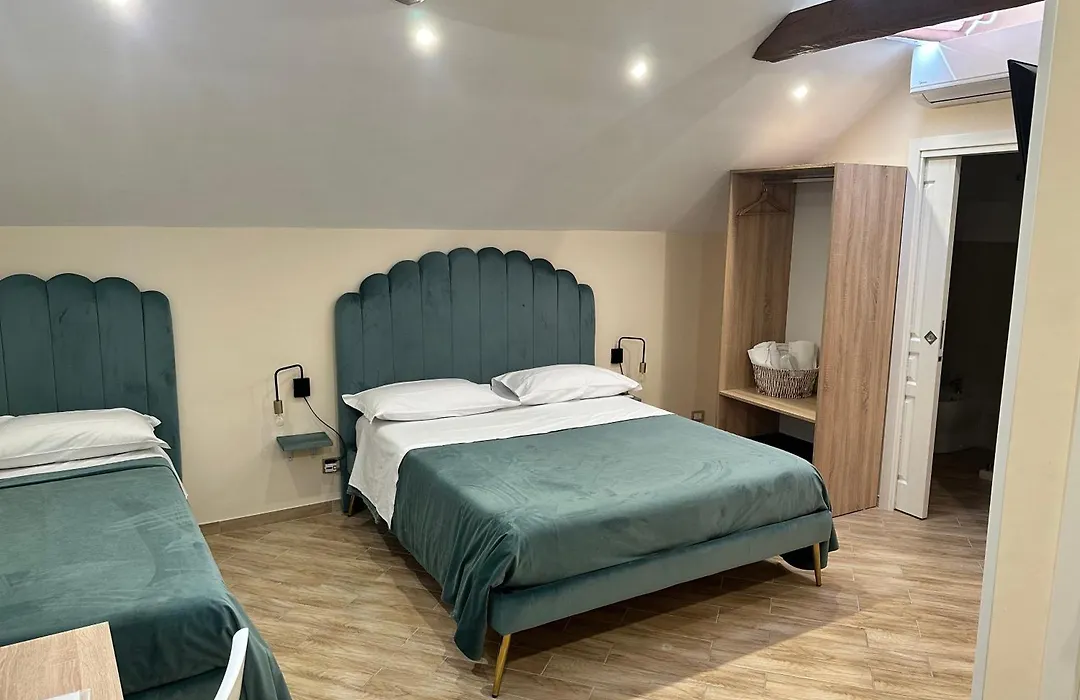 Attic Room-1
