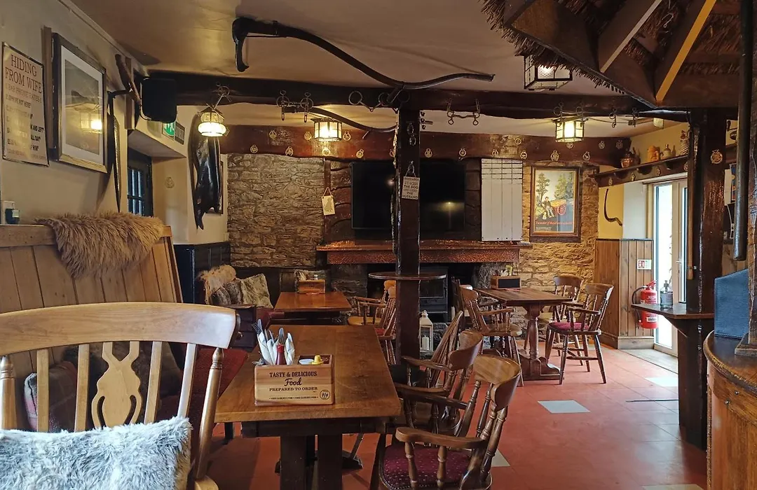 The Greyhound Inn And Hotel-1