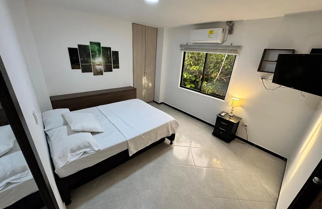 Hotel Sg-1