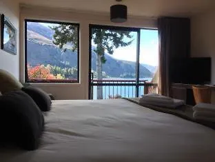 Hawea Hotel-1