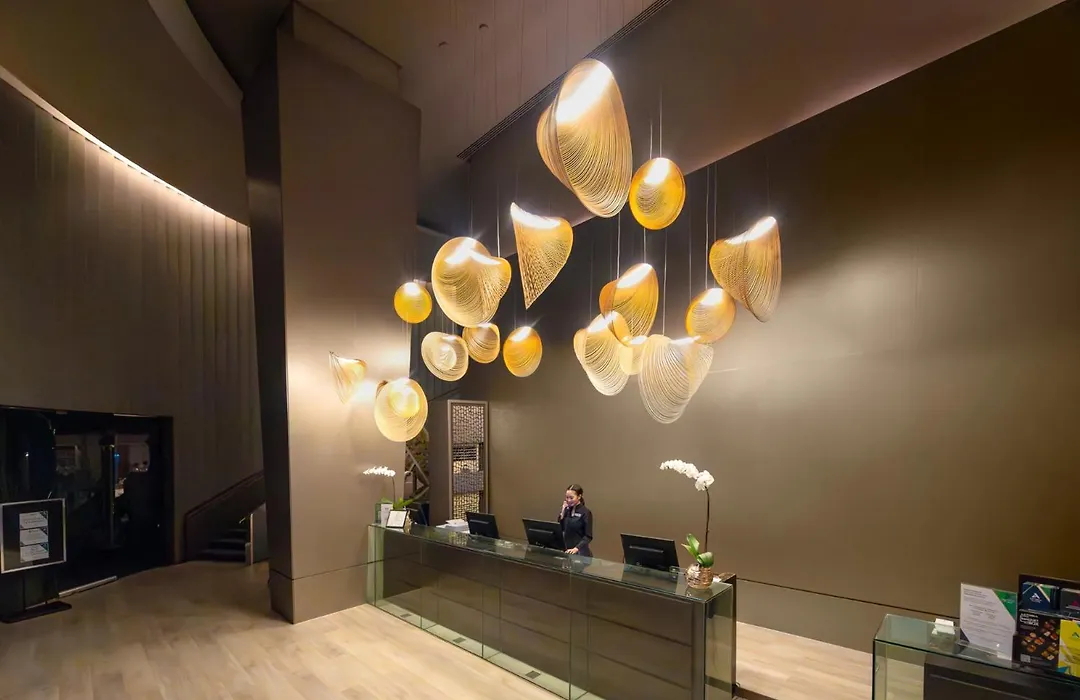 Astoria Plaza-1
