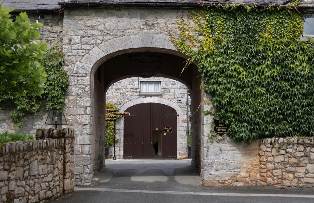 Cabra Castle Hotel-1