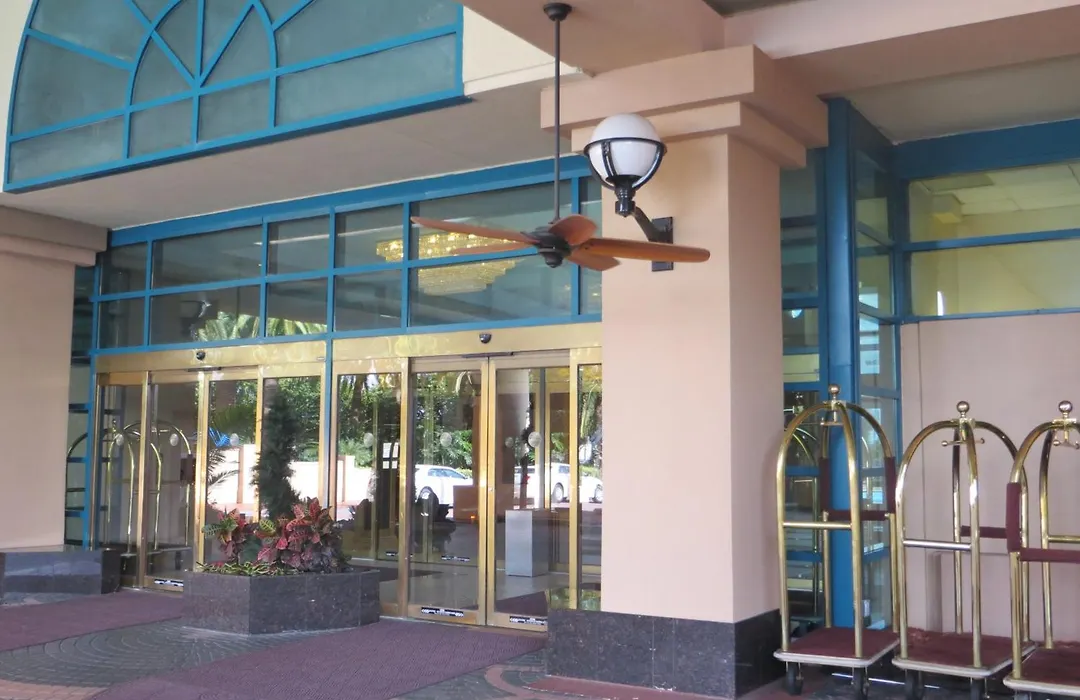 The Florida Hotel & Conference Center In The Florida Mall-1