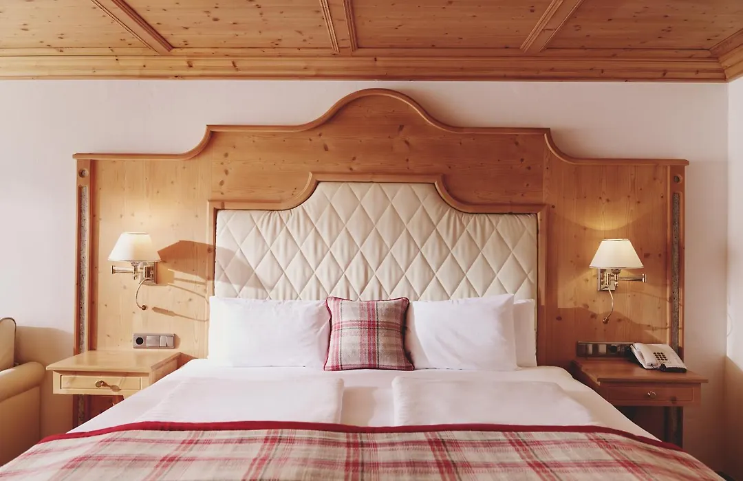 Burg Hotel Lech Am Arlberg-1