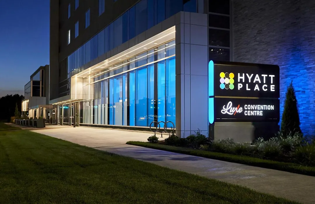 Hyatt Place Toronto Mississauga And Luxe Convention Centre-1