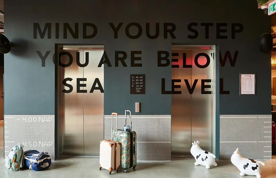 Moxy Amsterdam Schiphol Airport-1