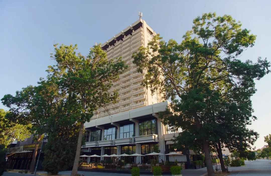 Hotel Cherno More-1