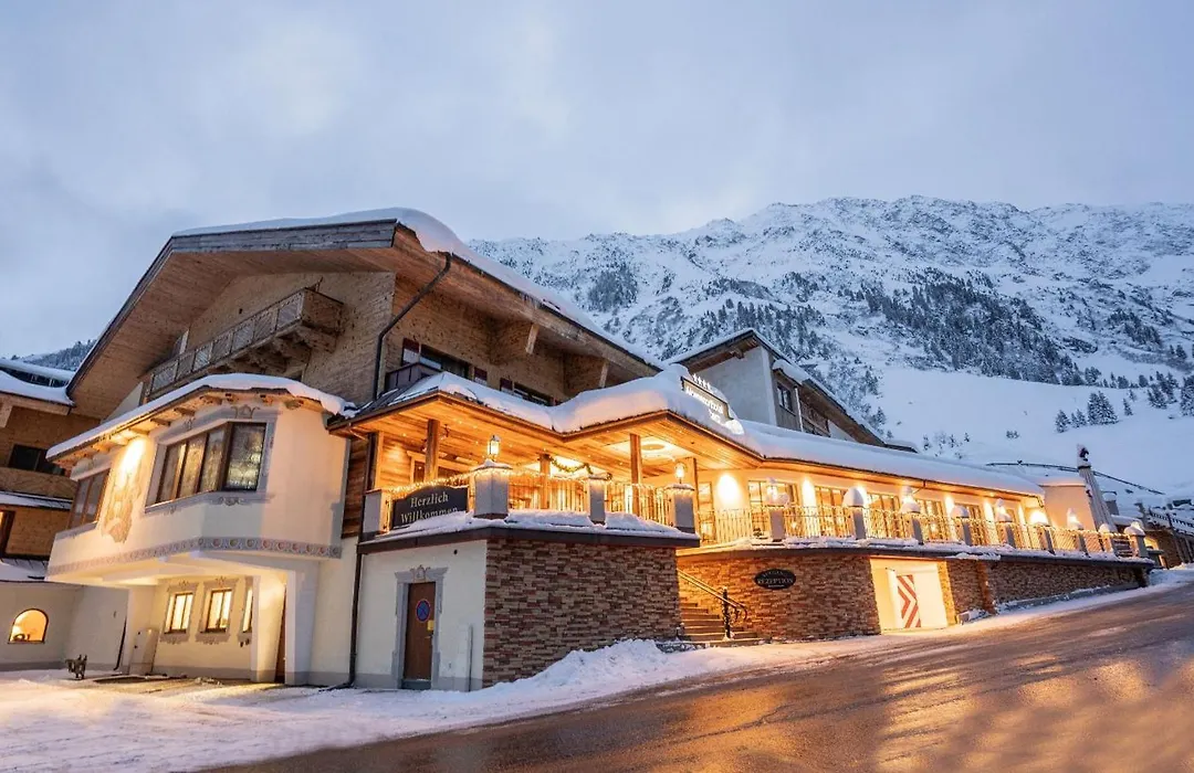 Alpensporthotel Mutterberg-1