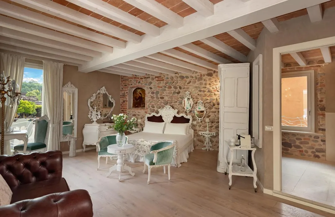 Regia Rosetta - Royal Rooms Borghetto-1