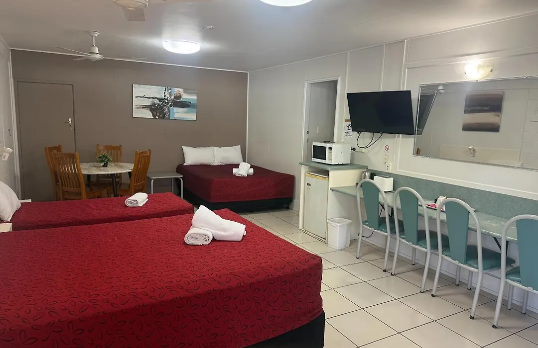 Emerald Highlands Motel-1