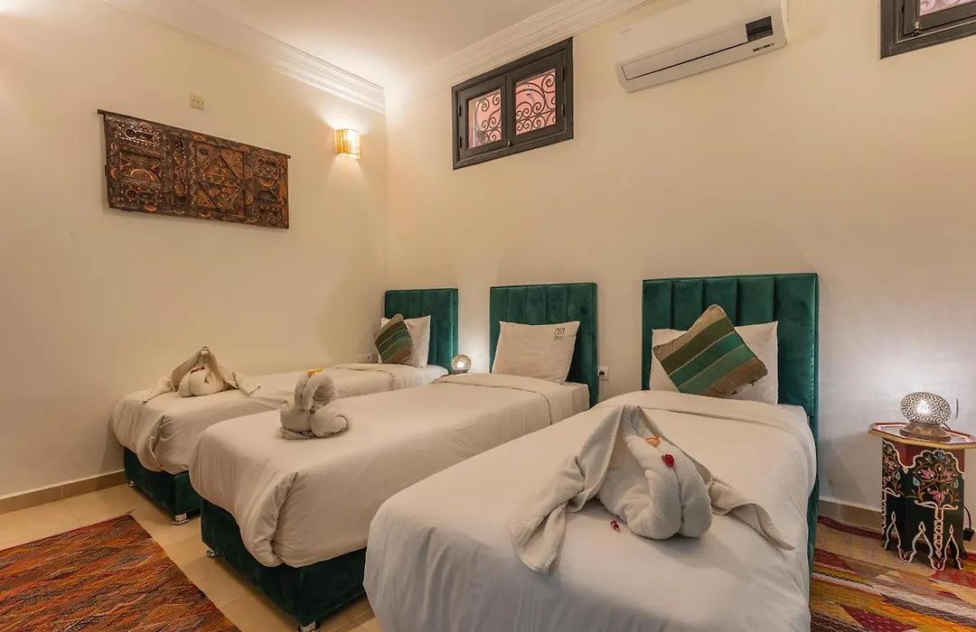 Riad Dar Benbrahim - Traditional Guest House In Jemaa El-Fnaa Square-1