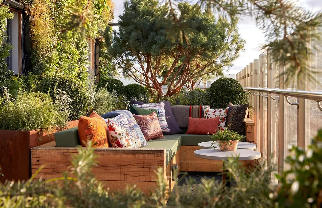 Treehouse Hotel London-1