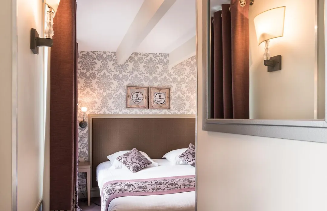 Hotel Monceau Wagram-1