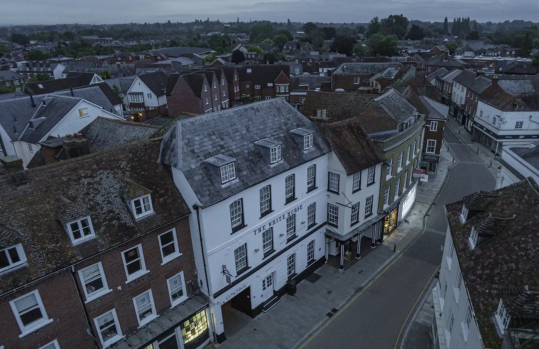 The White Horse Hotel, Romsey, Hampshire - The Coaching Inn Group-1