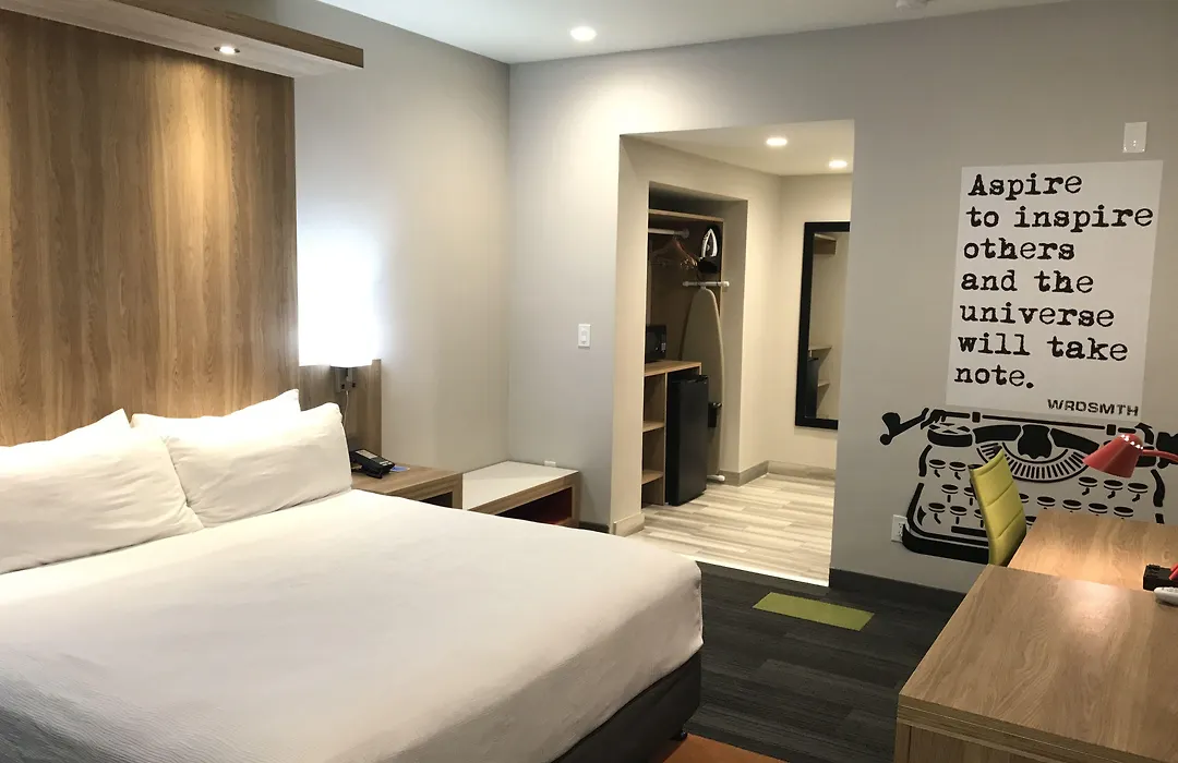 Rodeway Inn Near Melrose Ave-1