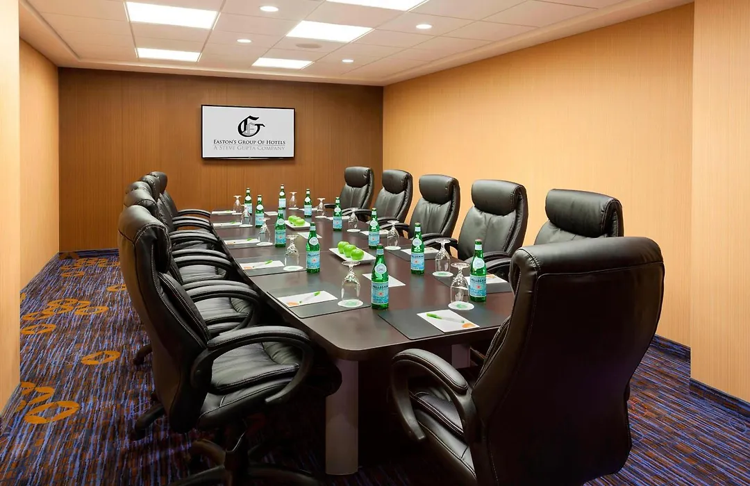 Courtyard By Marriott Toronto Northeast/Markham-1