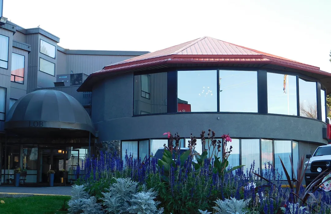Ramada By Wyndham Kamloops-1