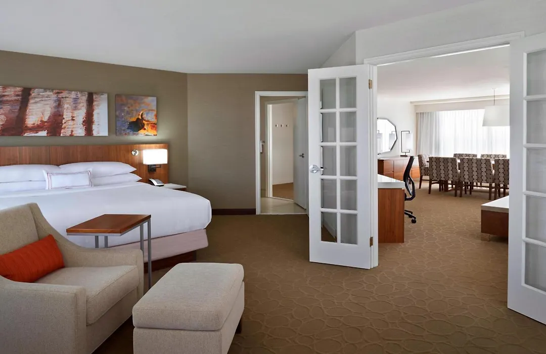 Delta Hotels By Marriott Toronto Airport & Conference Centre-1