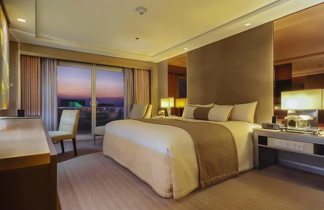 Midas Hotel And Casino-1