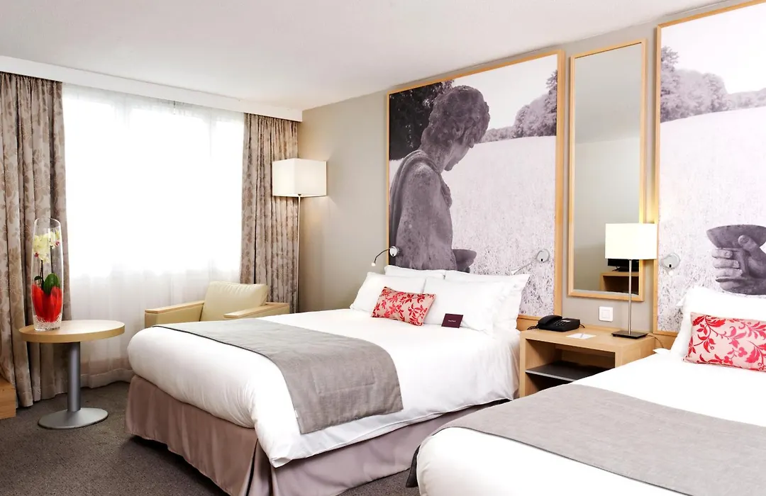 Mercure Paris Velizy-1